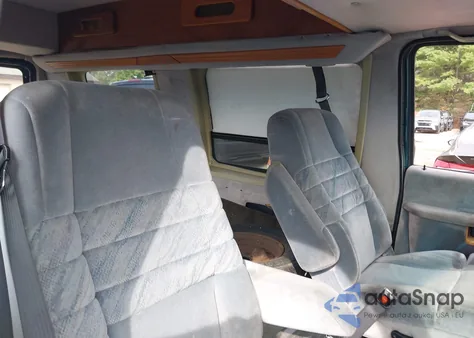 1994 Ford Econoline E150 Van from USA, damaged, VIN 1FDEE14N8RHB23462